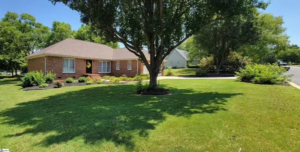 Moore, SC 29369,154 Bradford Drive