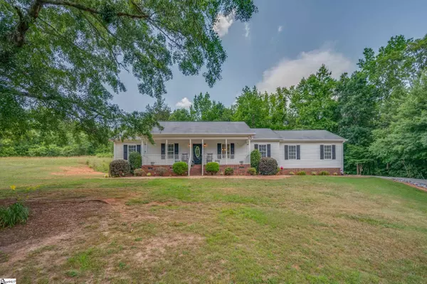 883 Old Melvin Hill Road, Campobello, SC 29322