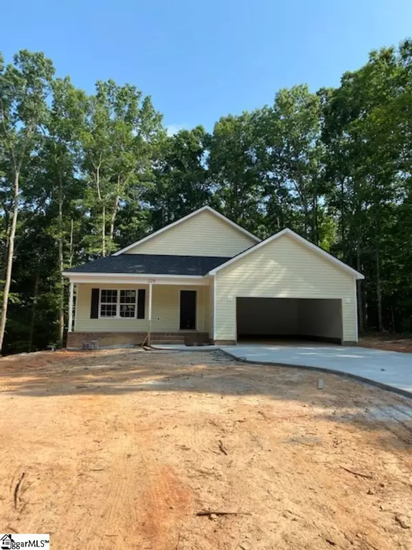 228 Destiny Drive, Gray Court, SC 29645