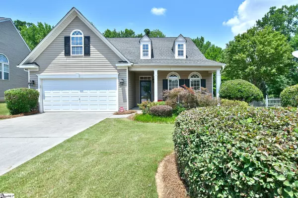 107 Bedfordton Court, Simpsonville, SC 29681