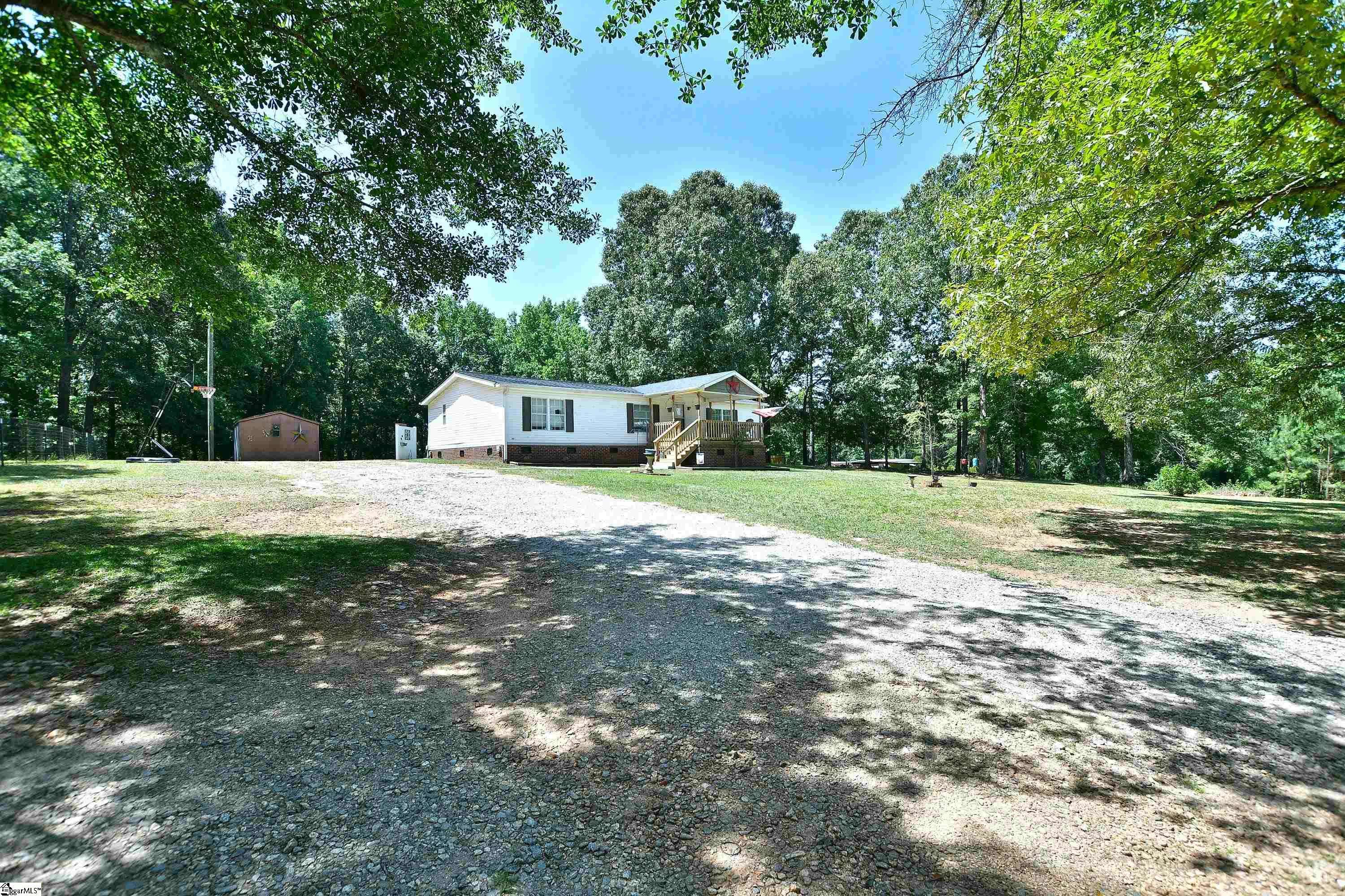 Laurens, SC 29360,2409 Ekom Beach Road