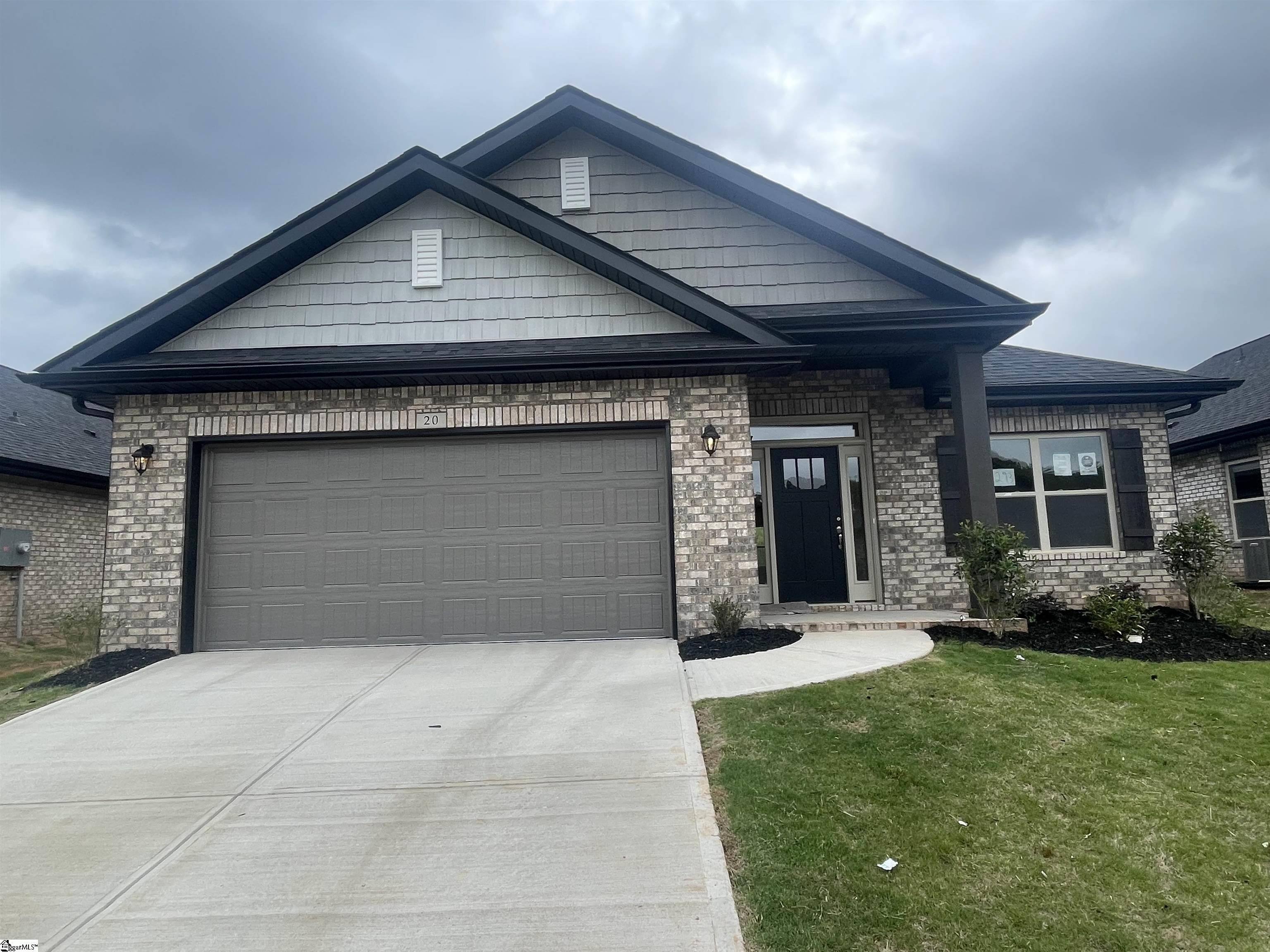 20 Woodcross Drive, Simpsonville, SC 29681