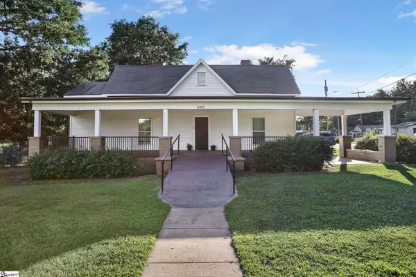 300 S 5th Street, Easley, SC 29640