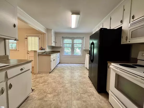 Liberty, SC 29657,905 ANDERSON Drive