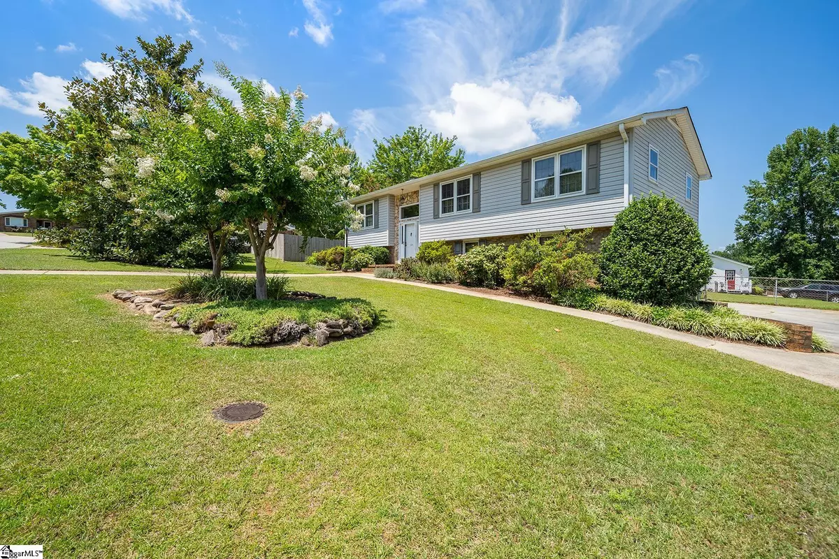 Travelers Rest, SC 29690,104 Colony Road