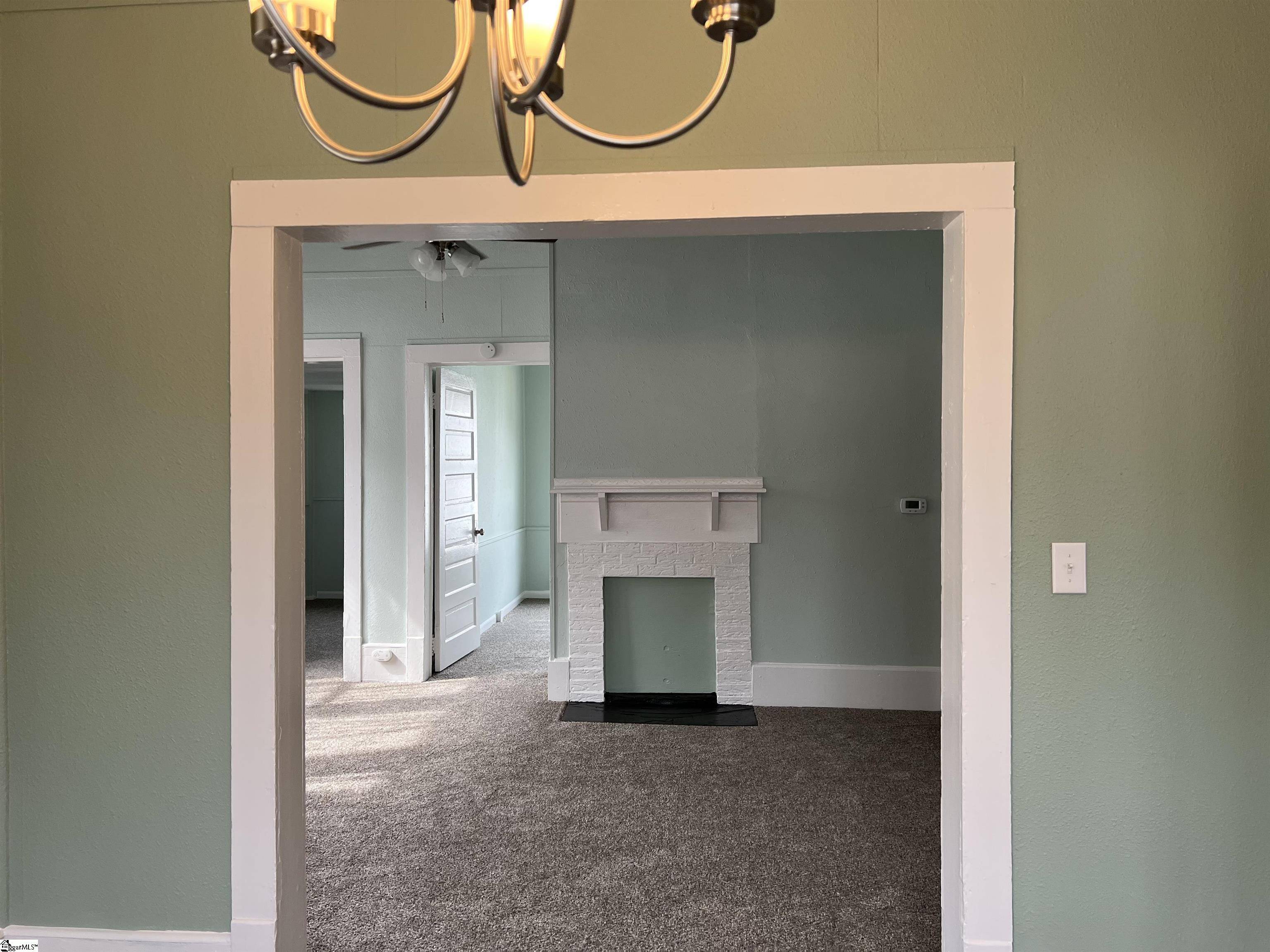 Laurens, SC 29360,127 Irby Avenue