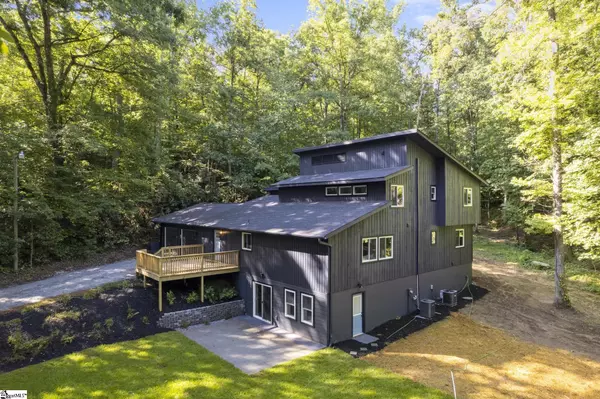 79 Dividing Water Road, Travelers Rest, SC 29690