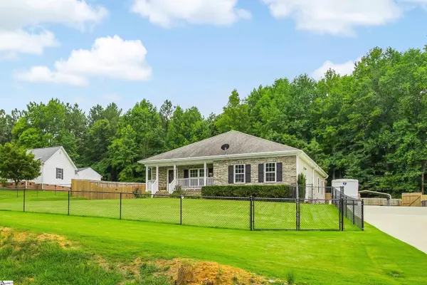 Moore, SC 29369,611 Pearson Town Road