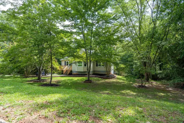 Easley, SC 29640,404 Ridgeway Court