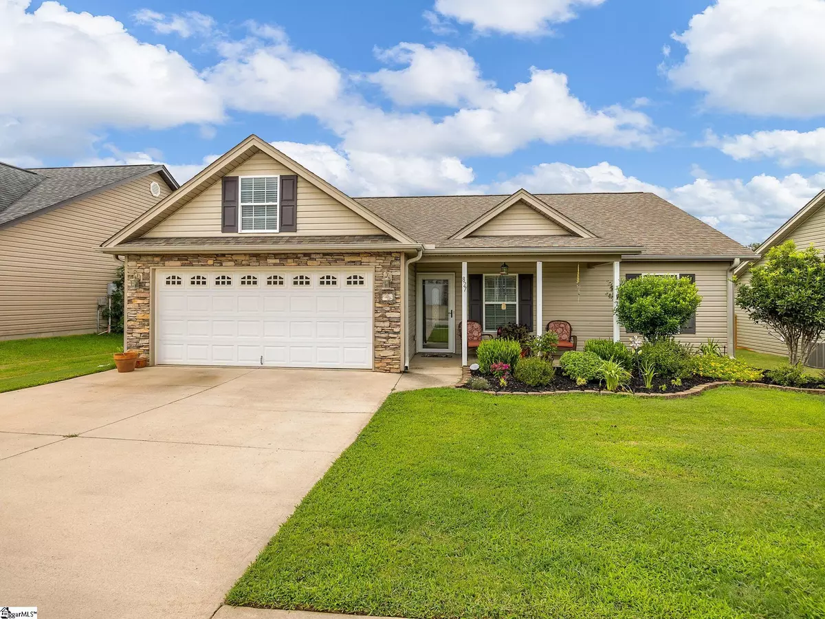 Boiling Springs, SC 29316,827 Dove Creek Court