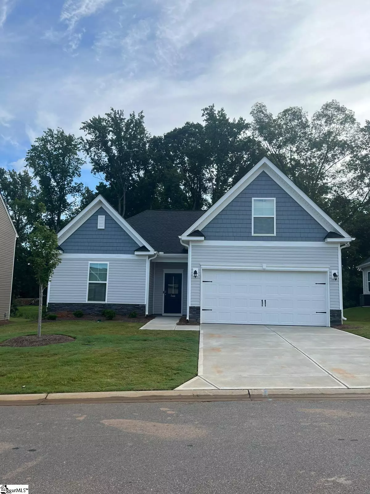 Duncan, SC 29334,344 White Peach Way