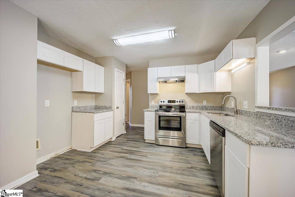 Taylors, SC 29687,6 Fox Ridge Place