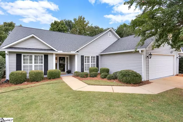 10 Pheasant Ridge Drive, Taylors, SC 29687