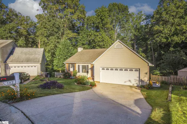 Simpsonville, SC 29680,142 W Fall River Way