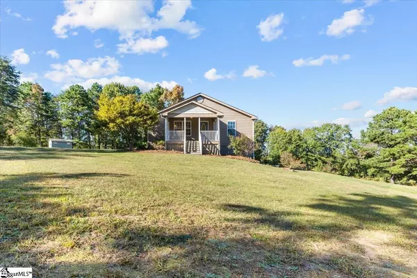 185 Folk Road, Chesnee, SC 29323