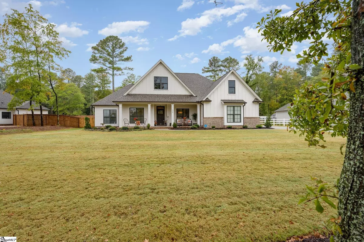 Williamston, SC 29697,338 Paradise Vista Drive