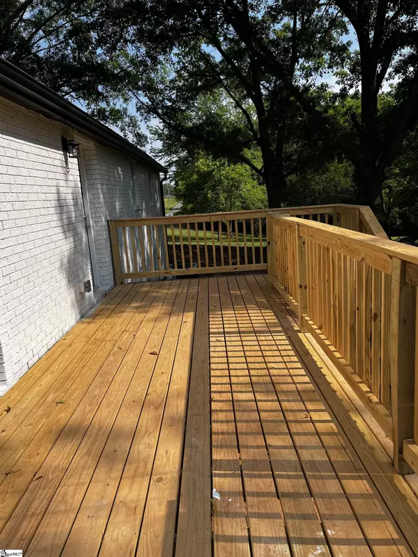 Six Mile, SC 29682,188 Love And Care Road
