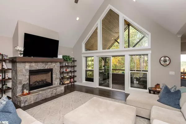 Six Mile, SC 29682,105 Scenic Crest Way