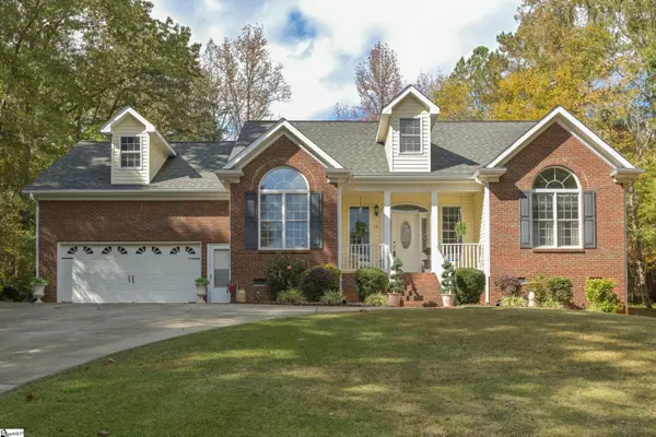 19 Prince Williams Court, Simpsonville, SC 29681