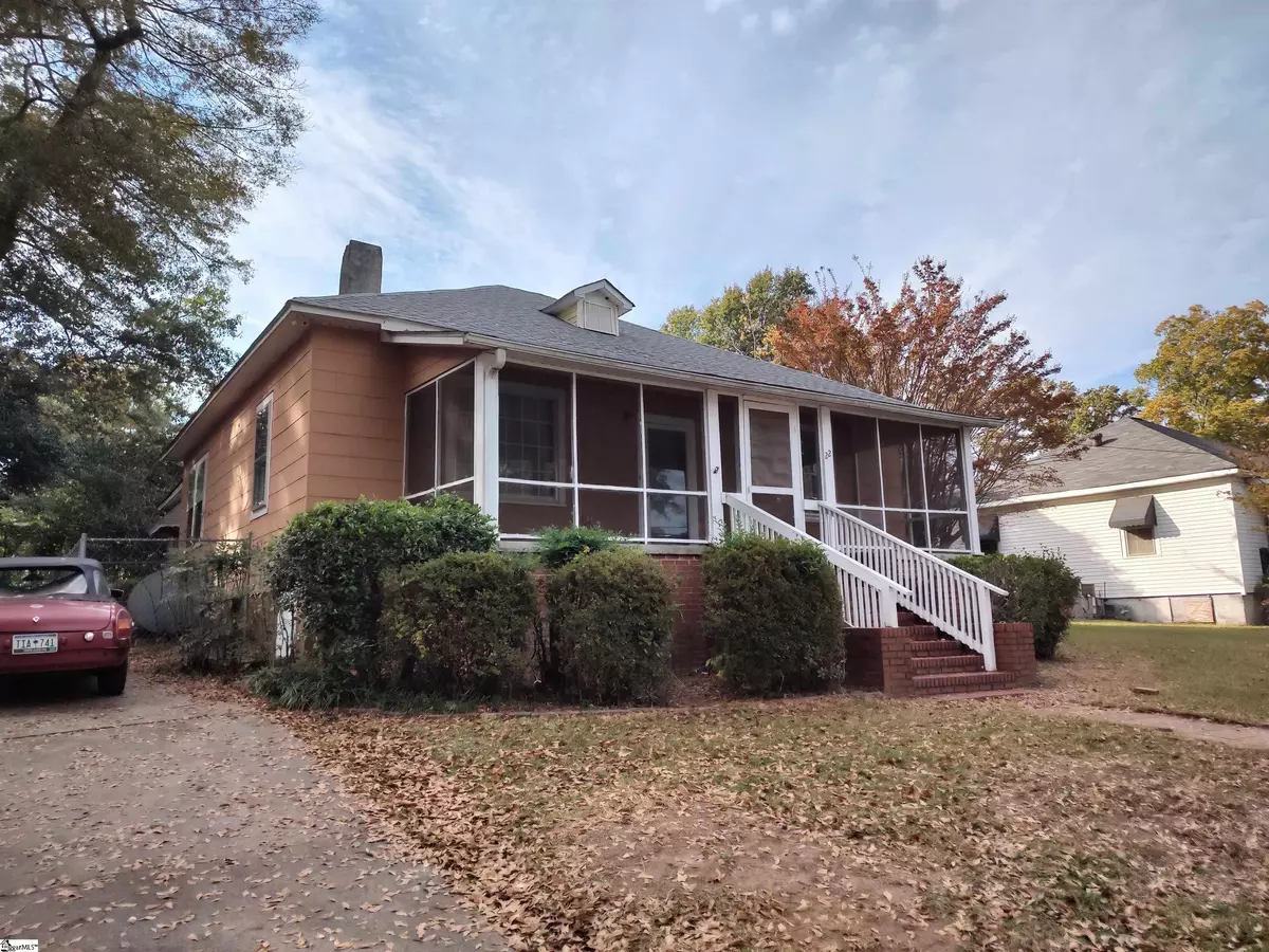 Greenville, SC 29611,22 4th Avenue