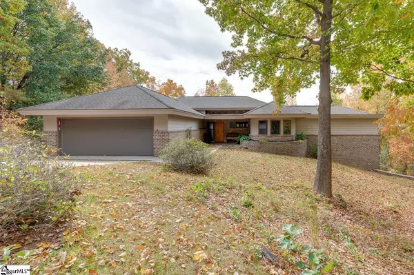 Greenville, SC 29609,40 Laurel Ridge