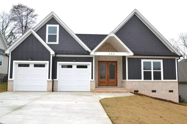 386 Copper Creek Circle, Inman, SC 29349