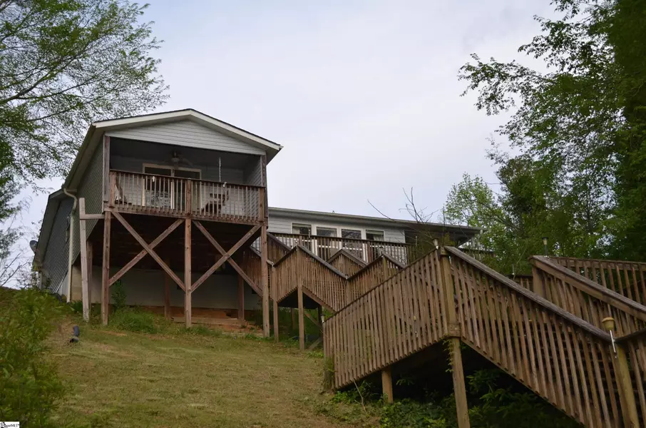 109 Waterloo Shores Road, Waterloo, SC 29384