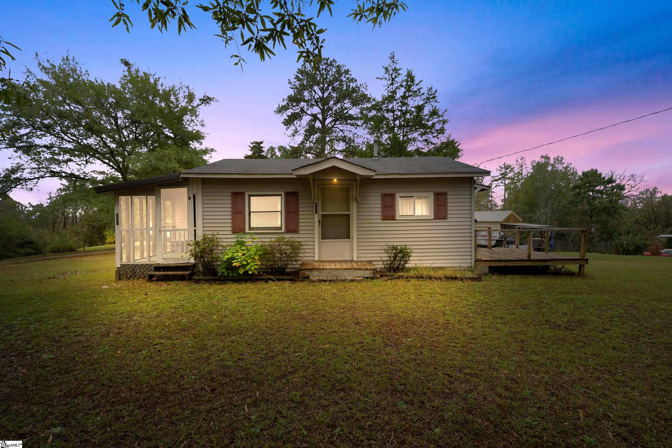Waterloo, SC 29384,40 collins village Circle