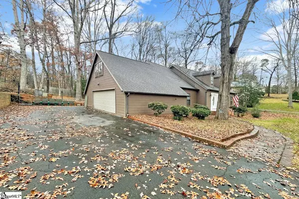 Taylors, SC 29687,406 Holly Road