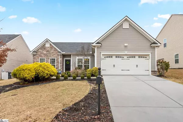 108 Chapel Hill Lane, Simpsonville, SC 29681