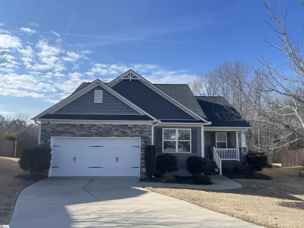 10 Kennard Court, Simpsonville, SC 29681