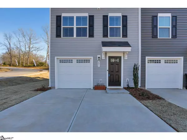 201 Maple Forge Trail, Greenville, SC 29617