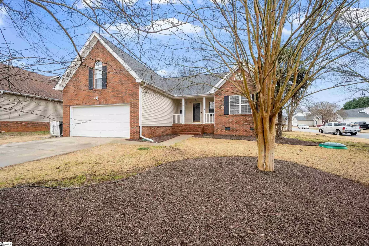 Simpsonville, SC 29680,7 Saddlemount Lane