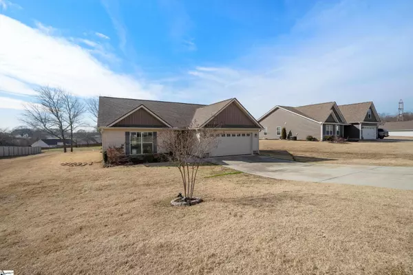 Inman, SC 29349,408 Braeburn Fields Court