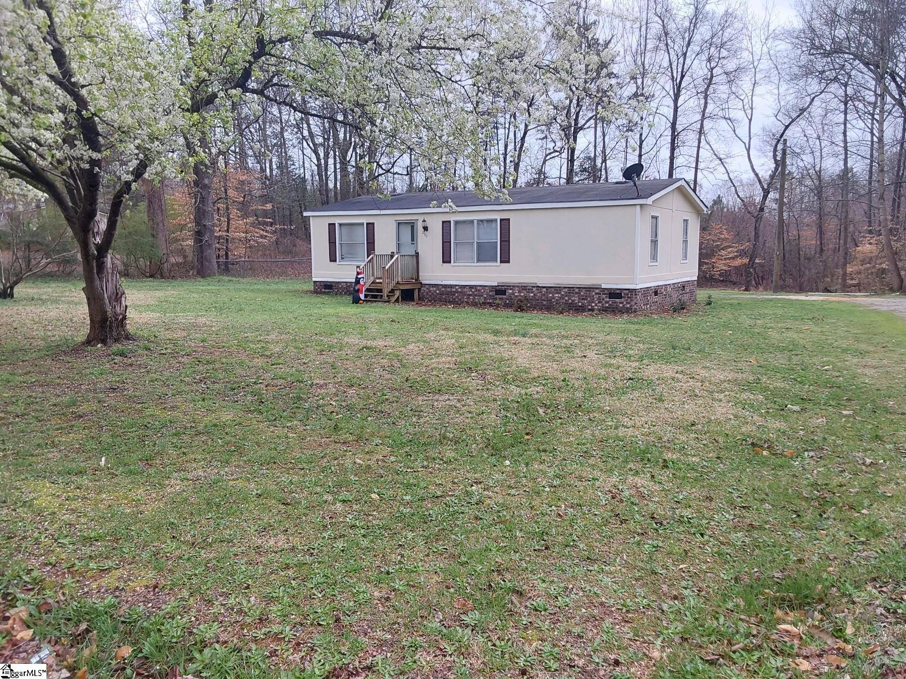 295 Woodmont School Road, Piedmont, SC 29673-9682