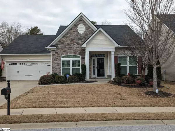 215 Chapel Hill Lane, Simpsonville, SC 29681