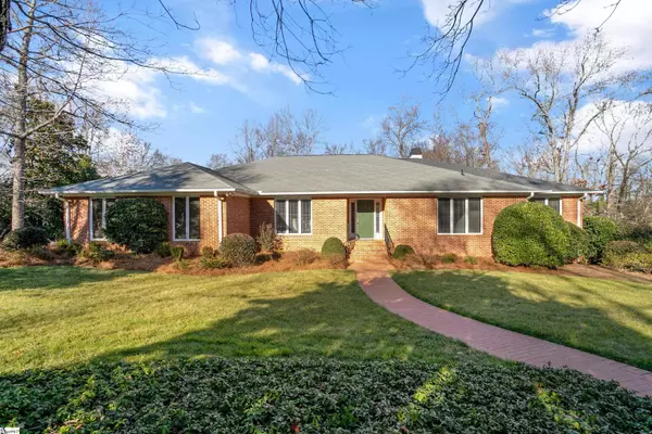 21 Darien Way,  Greenville,  SC 29615