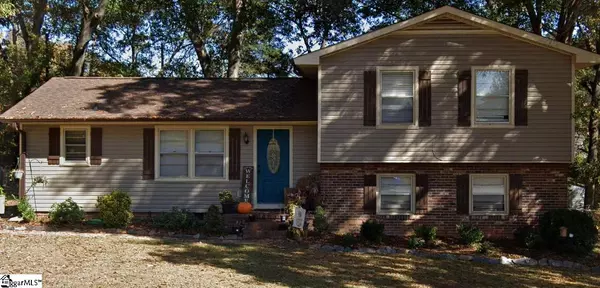 105 Chuckwood Drive, Simpsonville, SC 29680