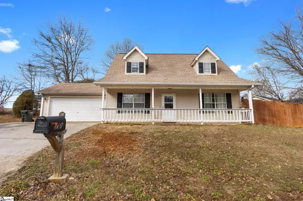 607 Forest Creek Circle,  Greer,  SC 29651