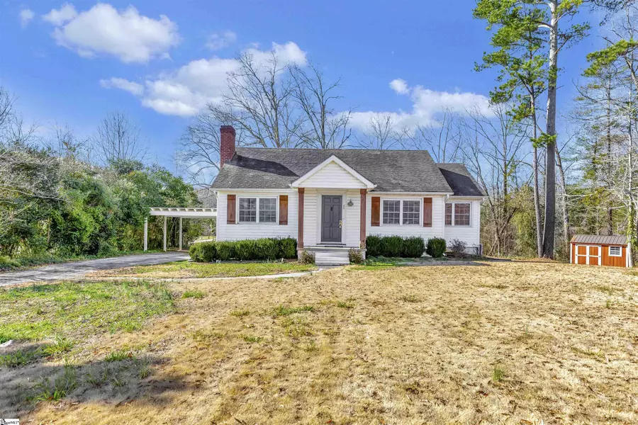 25 Abbeville Street, Due West, SC 29639