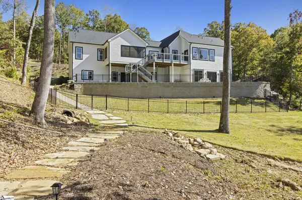 Six Mile, SC 29682,427 Sue Craig Road