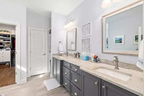 Taylors, SC 29687,116 Deer Thicket Way