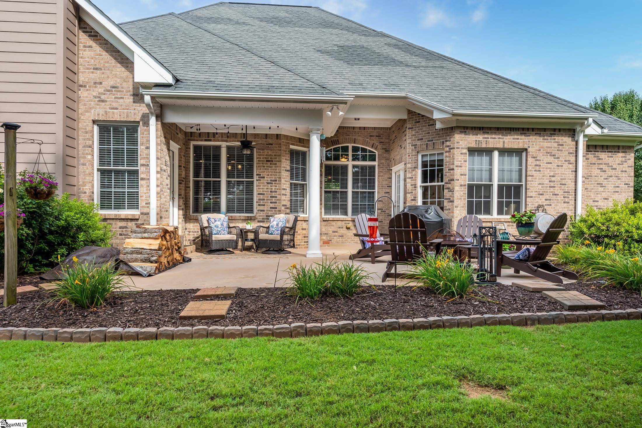 Taylors, SC 29687,106 King Eider Way