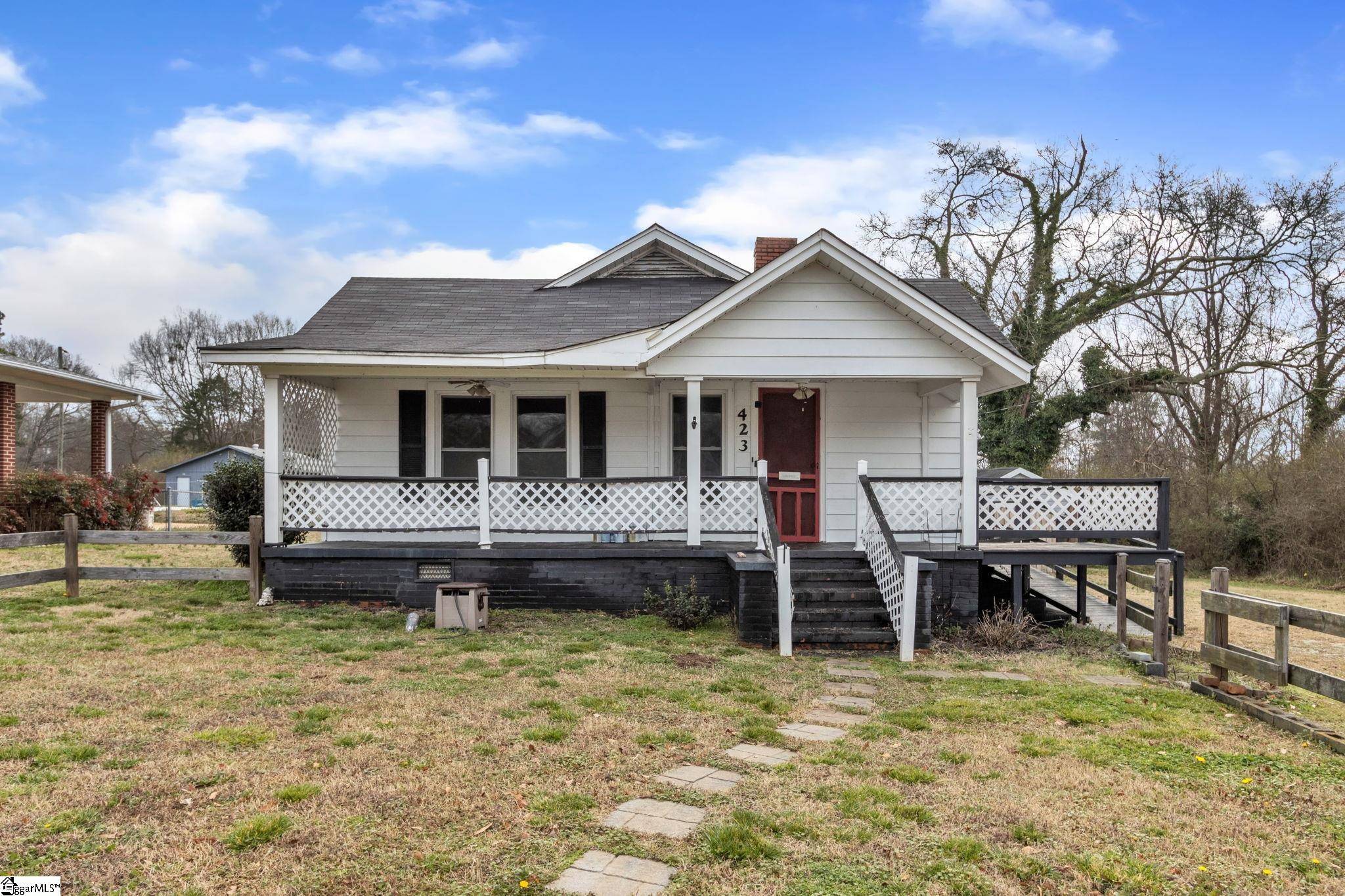 423 Sherwood Avenue, Honea Path, SC 29654