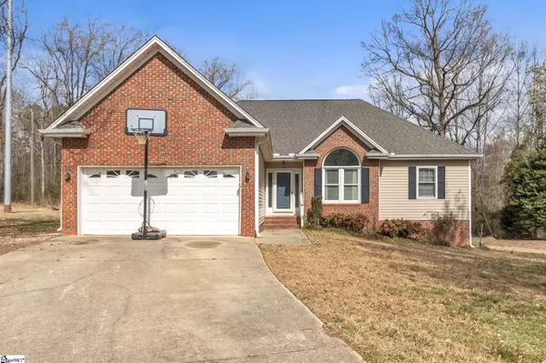 229 Flagstar Court, Fountain Inn, SC 29644