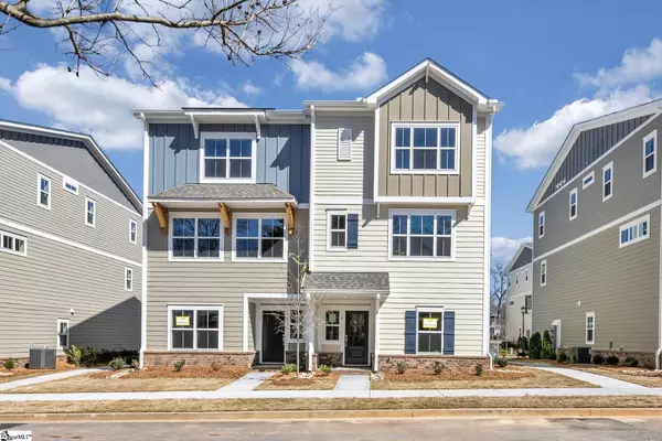 9 Keat Avenue, Greenville, SC 29601