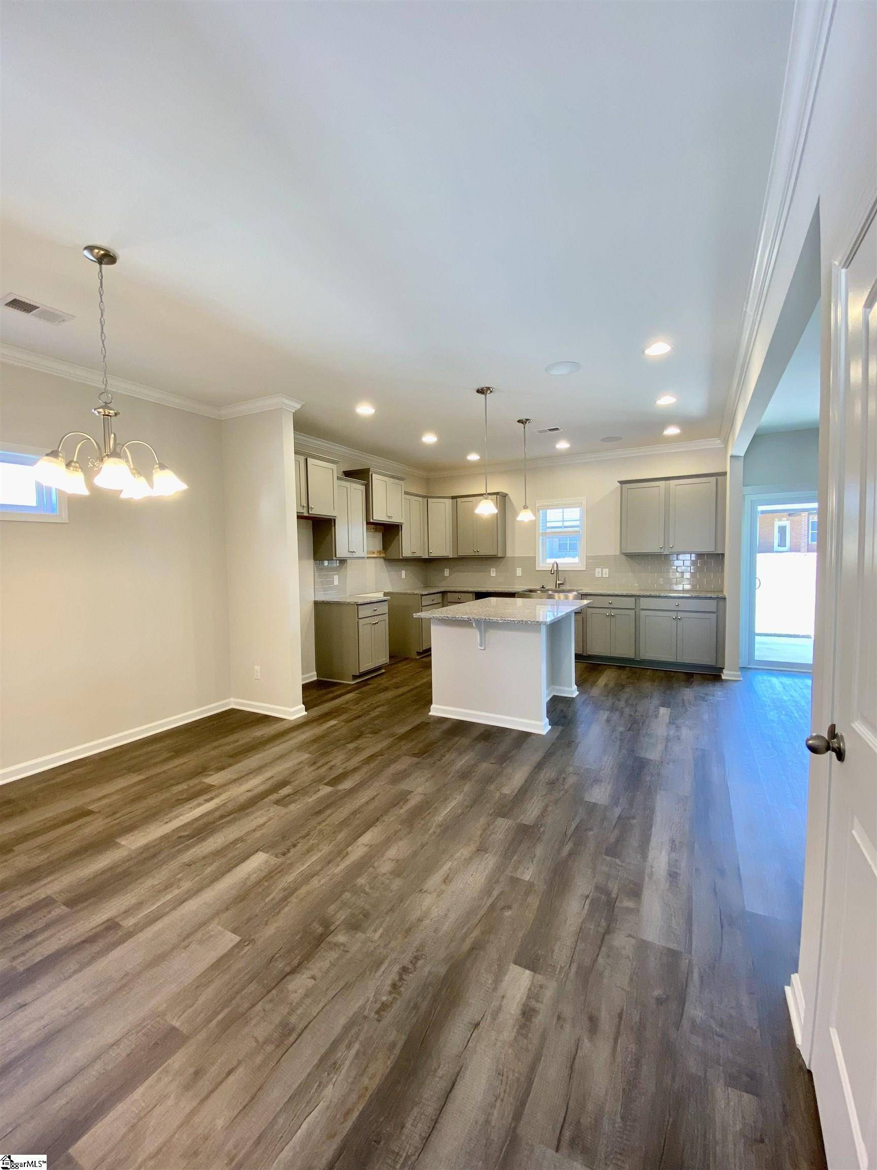 Simpsonville, SC 29681,124 Strongridge Trail