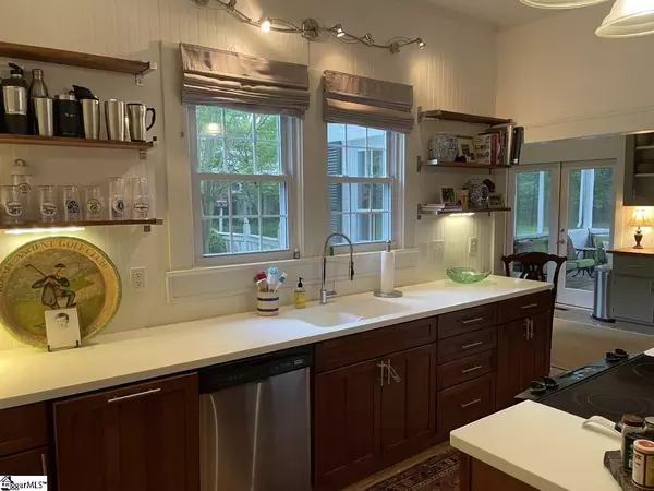 Laurens, SC 29360,102 Todd Avenue