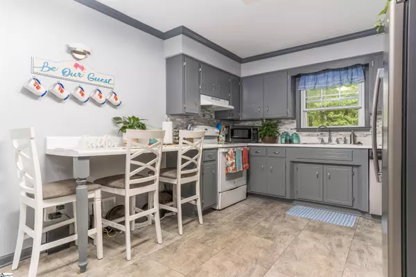 Inman, SC 29349,174 Brookgreen Drive