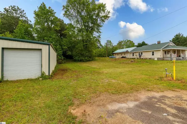 Ware Shoals, SC 29692,18511 Highway 25